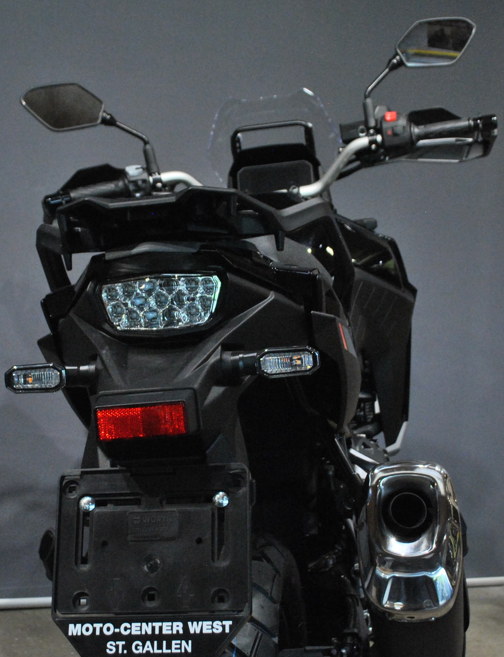 SUZUKI DL 800 DE (35kW)-image-7