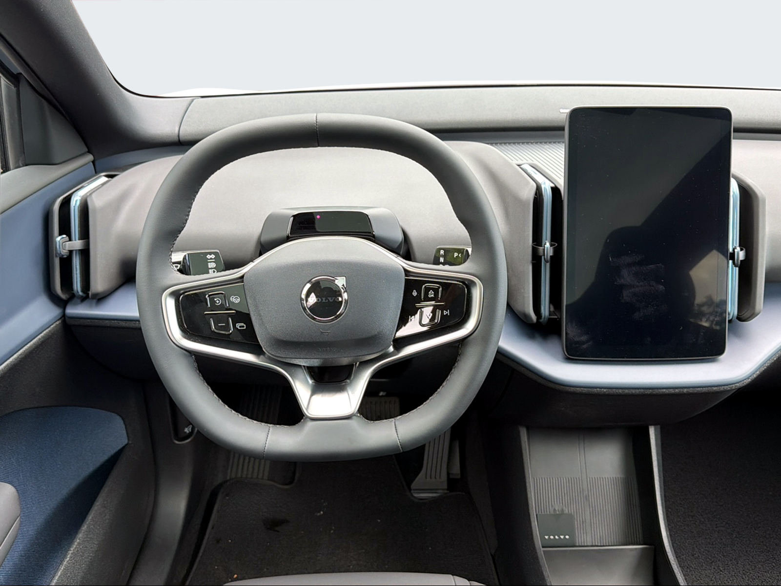 VOLVO EX 30 E60 Twin Ultra Performance AWD-image-15