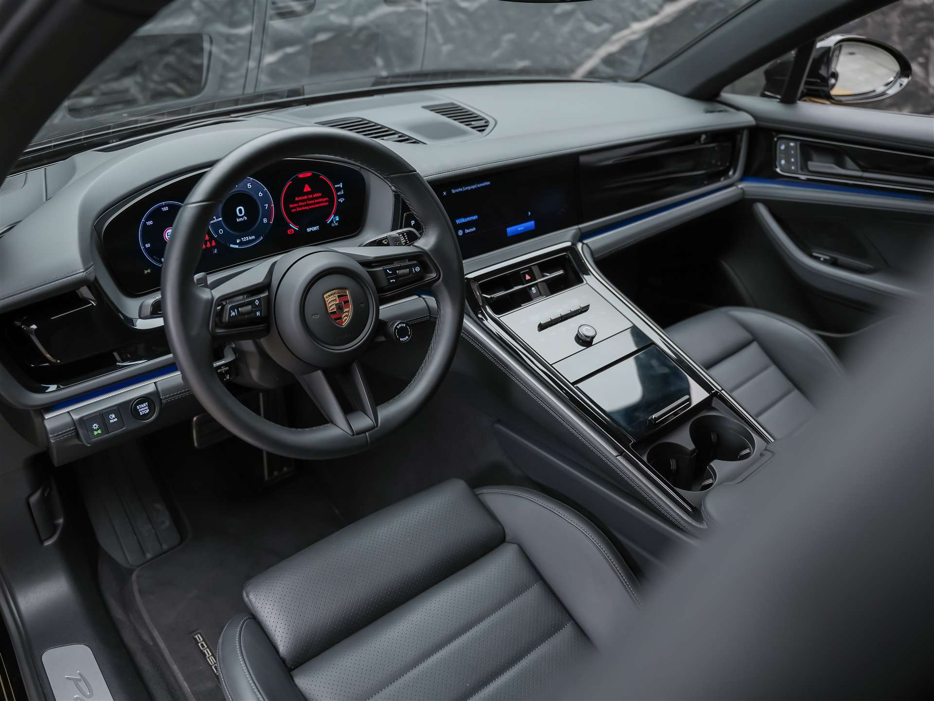 PORSCHE Panamera 2.9 V6 4 *22" Felgen*All Black*Head-Up*-image-8