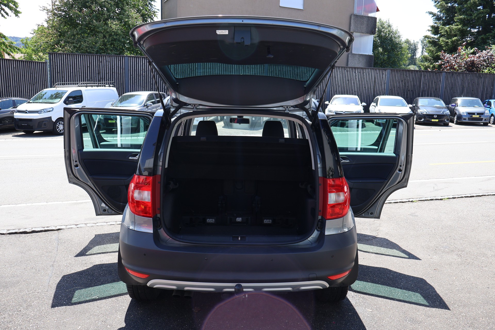 SKODA Yeti 2.0 TDI Ambition 4x4-image-8