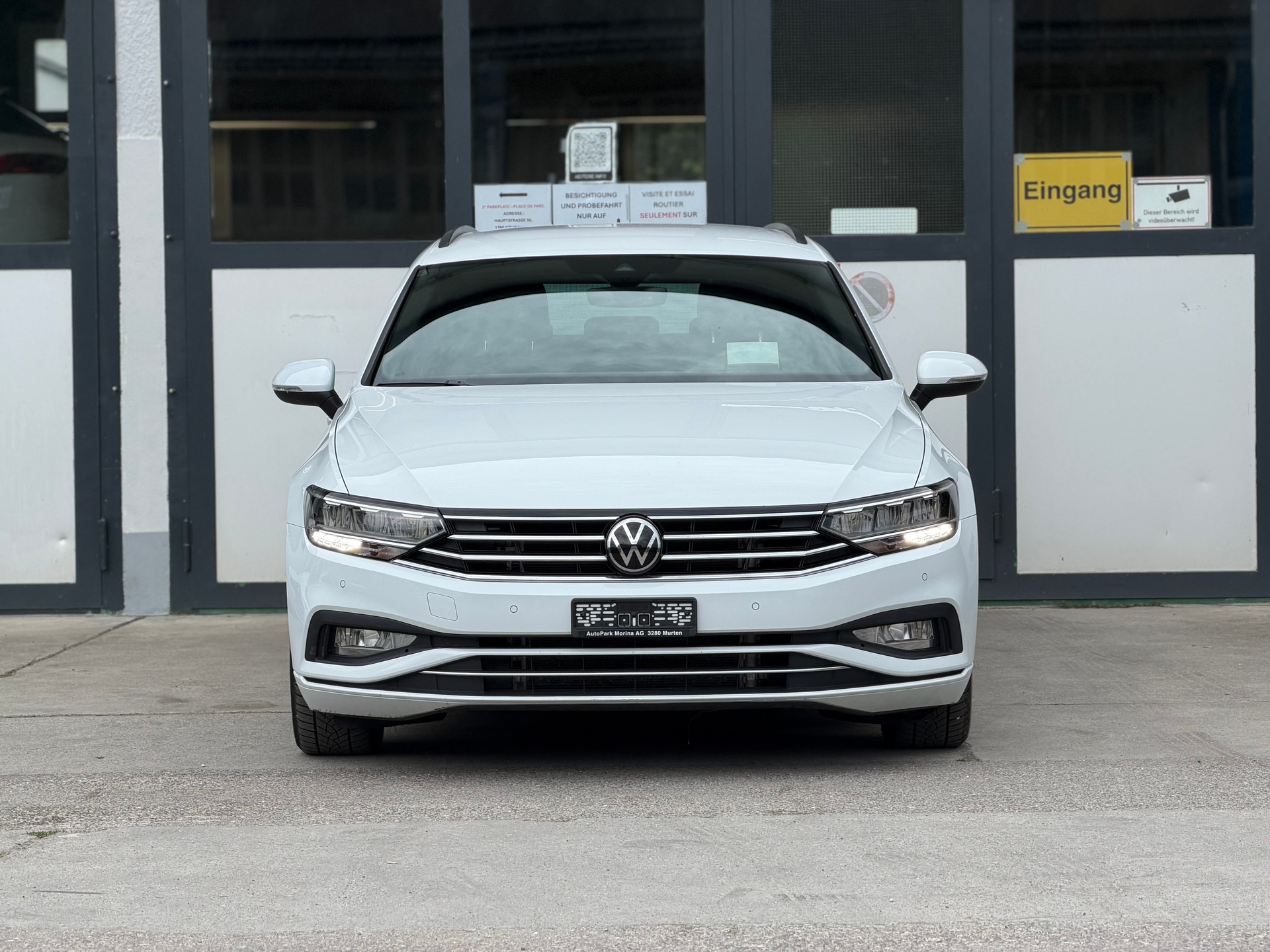 VW Passat 2.0 TDI BMT Business 4Motion DSG-image-2