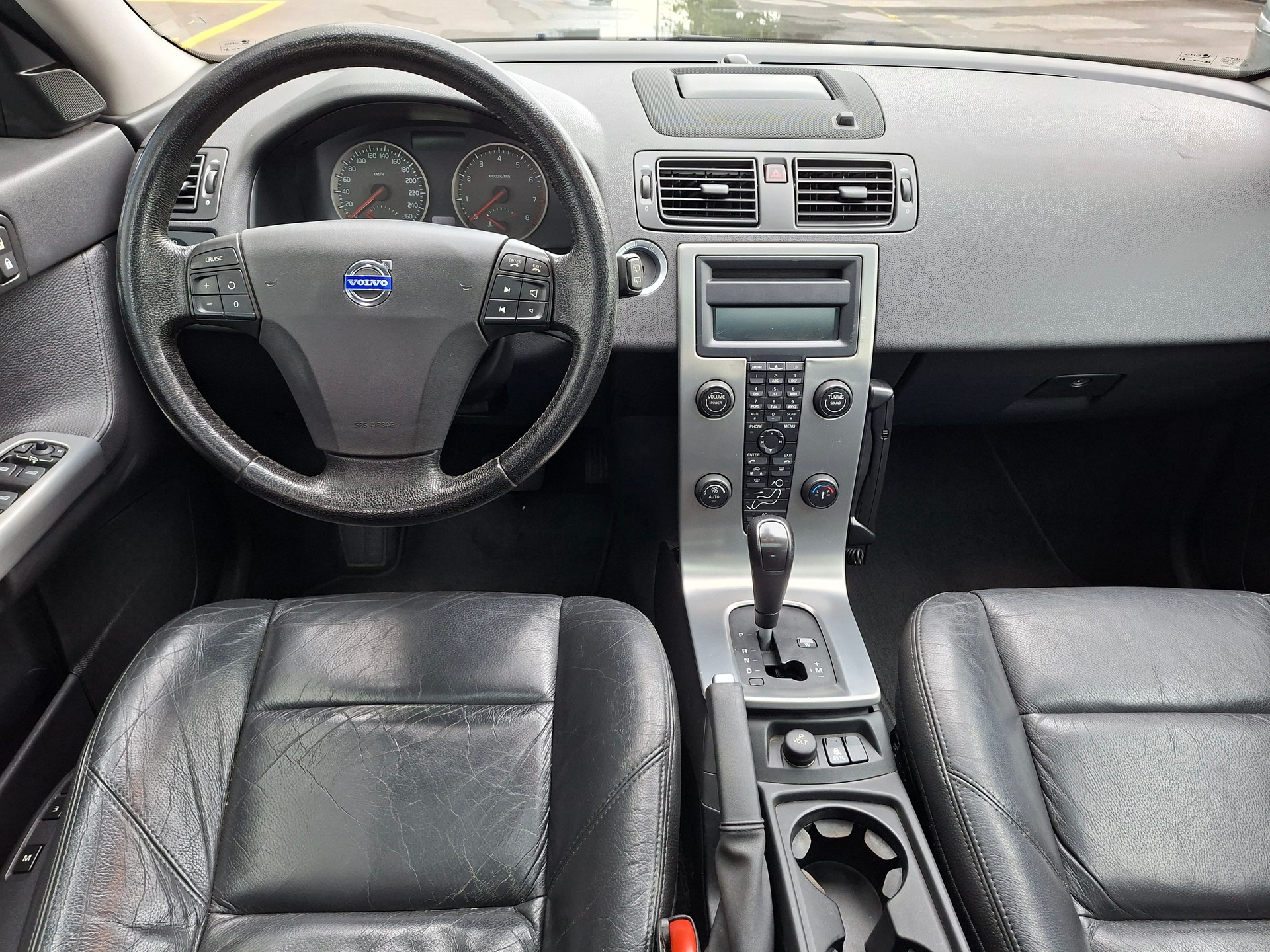 VOLVO V50 2.4I Summum-image-8