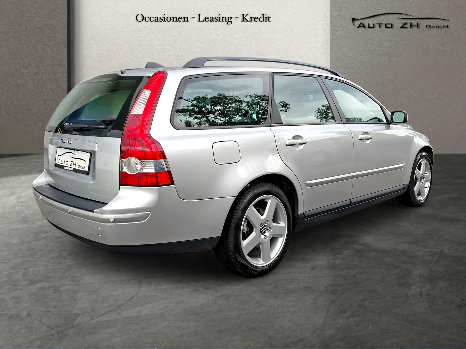VOLVO V50 2.4I Summum-image-3