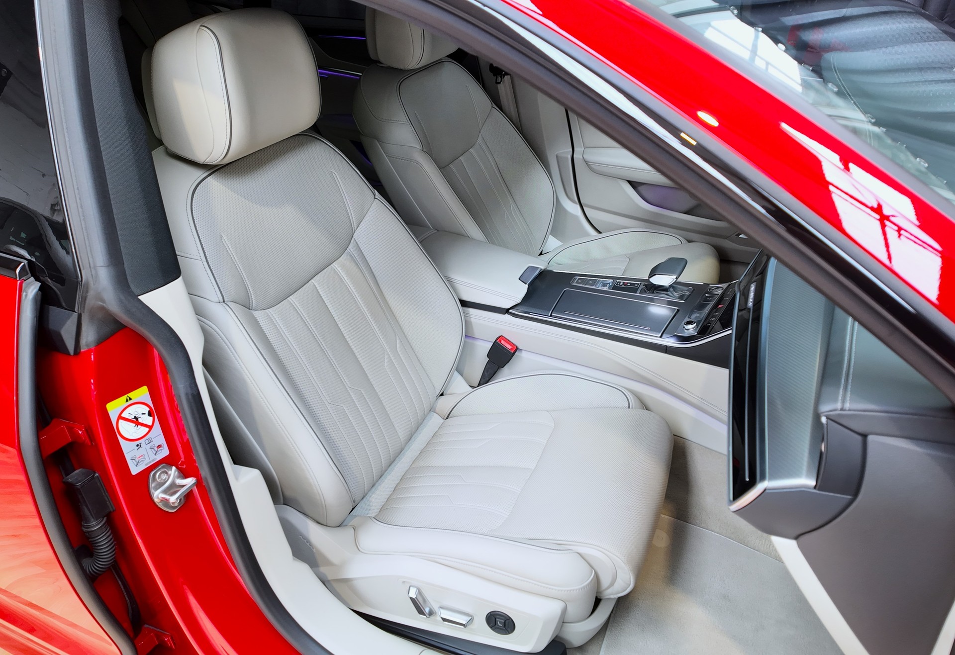 AUDI A7 Sportback 55 TFSI quattro S-tronic | Exclusive-image-11