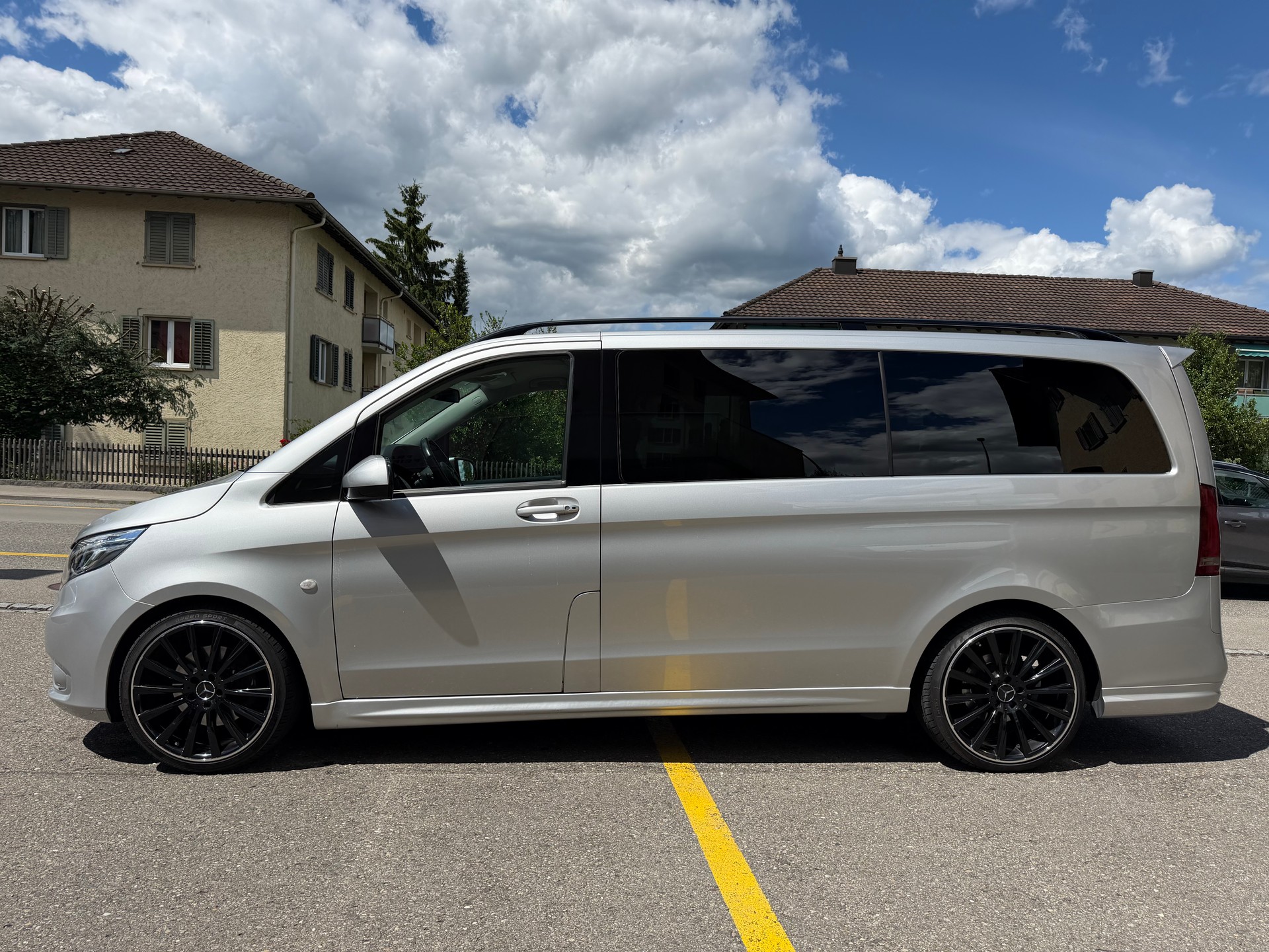 MERCEDES-BENZ Vito 119 BlueTEC Tourer Pro EL 7G-Tronic-image-4