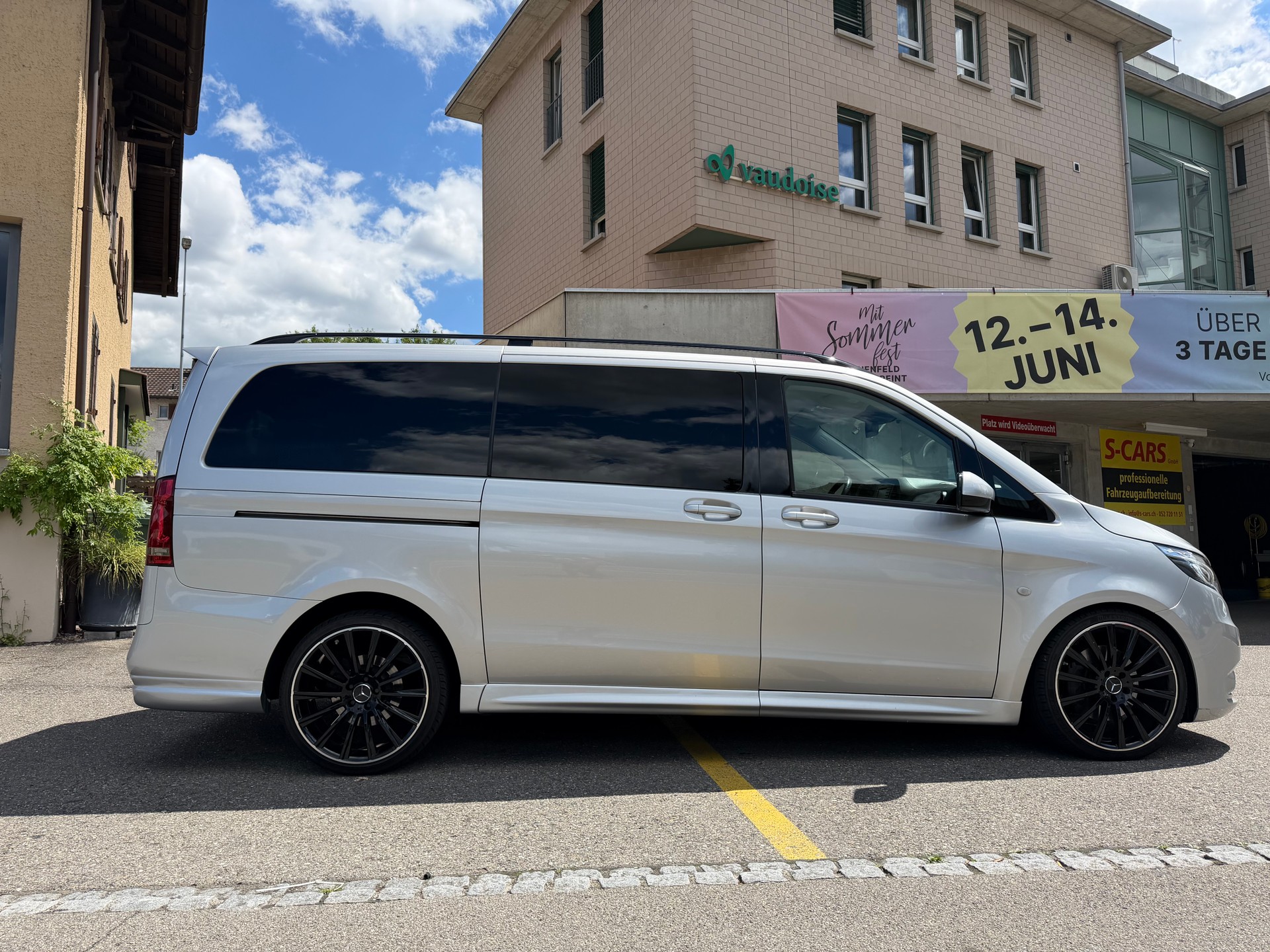 MERCEDES-BENZ Vito 119 BlueTEC Tourer Pro EL 7G-Tronic-image-3
