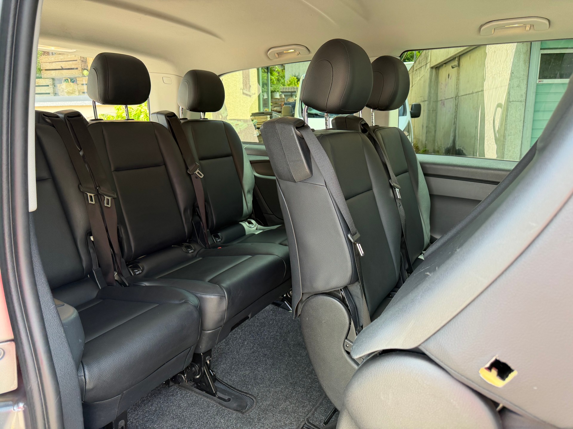 MERCEDES-BENZ Vito 119 BlueTEC Tourer Pro EL 7G-Tronic-image-16