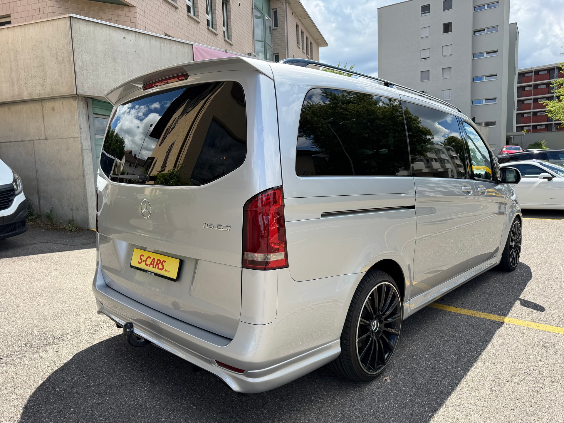 MERCEDES-BENZ Vito 119 BlueTEC Tourer Pro EL 7G-Tronic-image-6