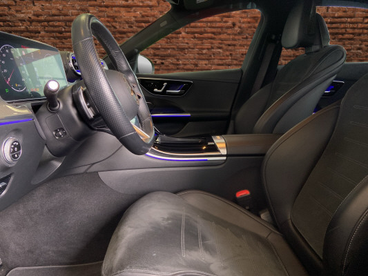 MERCEDES-BENZ C 200 4M AMG Line-image-9