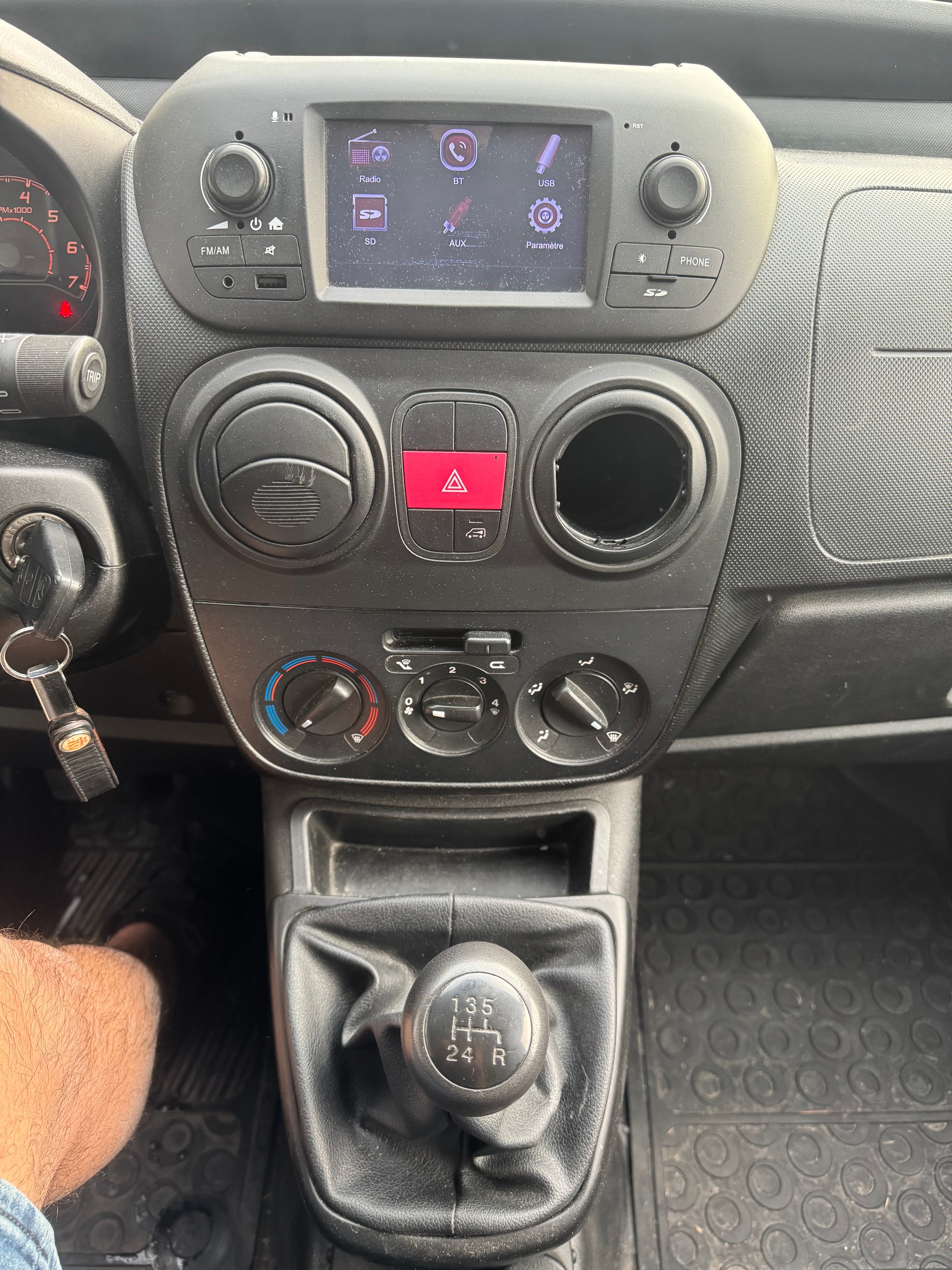 FIAT Fiorino 1.4 8V Swiss-image-11