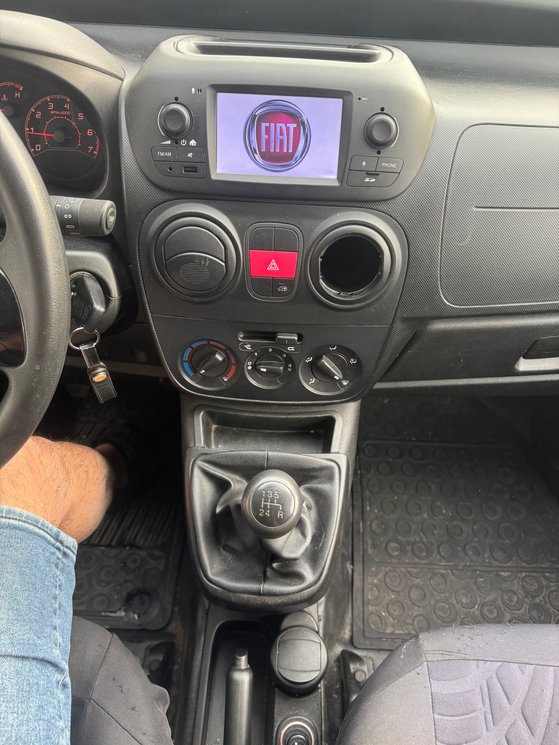 FIAT Fiorino 1.4 8V Swiss-image-10