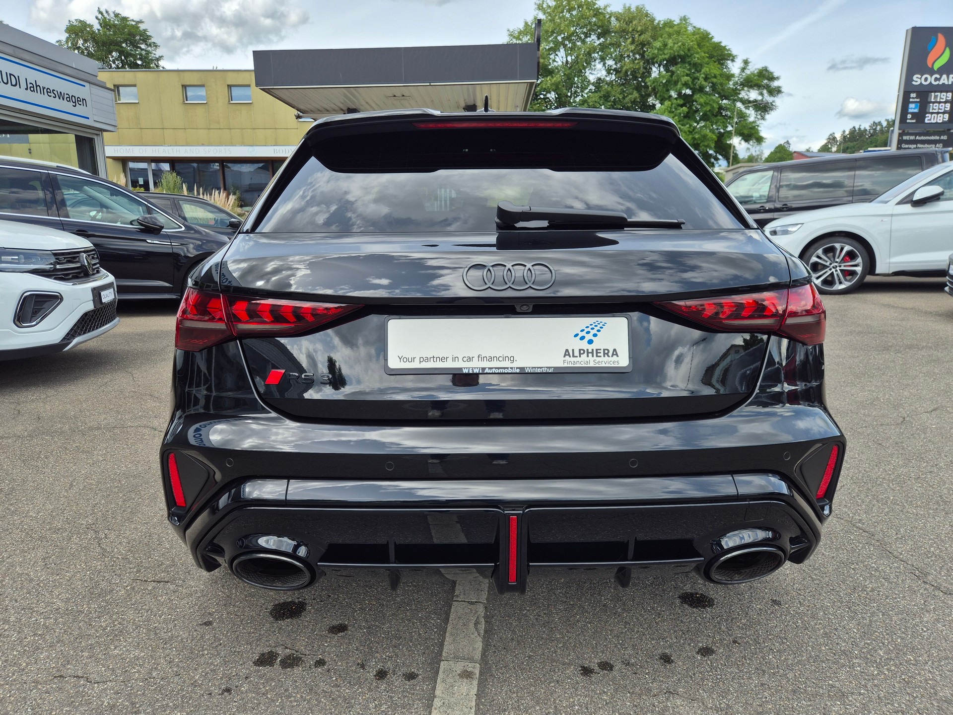AUDI RS3 Sportback 2.5 TSI quattro S-tronic-image-5