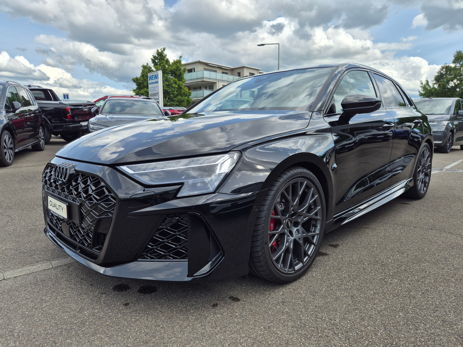 AUDI RS3 Sportback 2.5 TSI quattro S-tronic-image-8