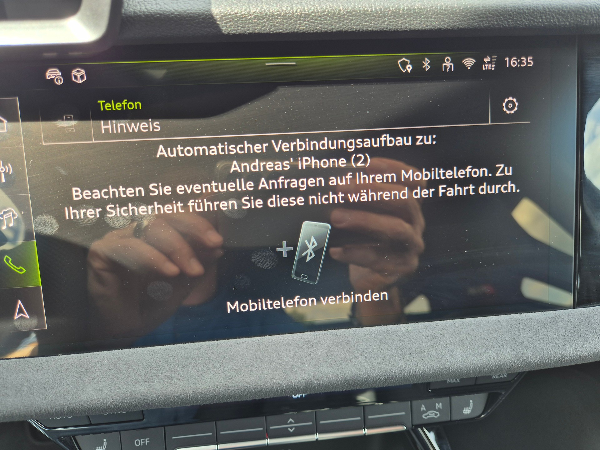 AUDI RS3 Sportback 2.5 TSI quattro S-tronic-image-21