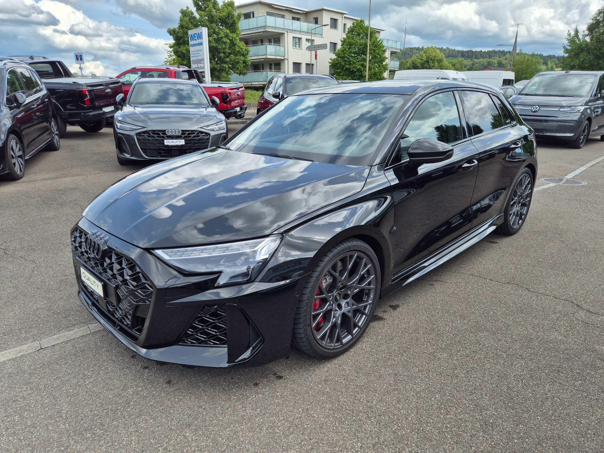 AUDI RS3 Sportback 2.5 TSI quattro S-tronic-image-1