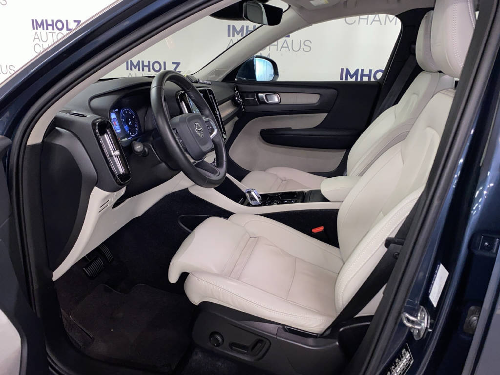 VOLVO XC40 2.0 T4 Inscription AWD-image-16