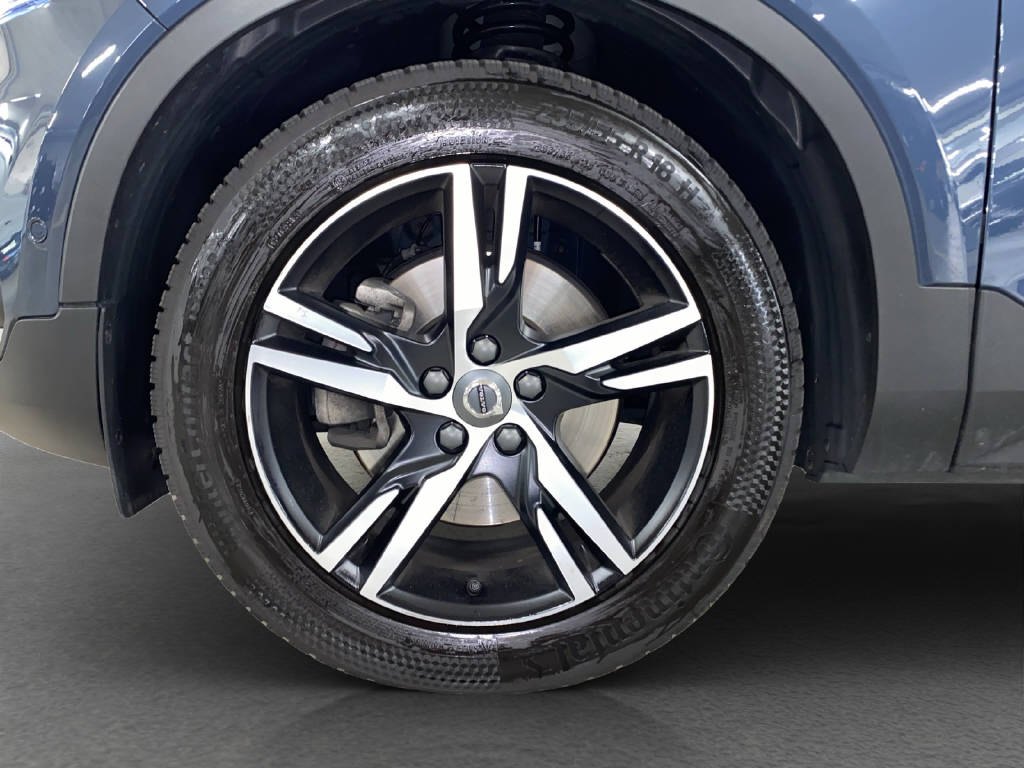 VOLVO XC40 2.0 T4 Inscription AWD-image-14