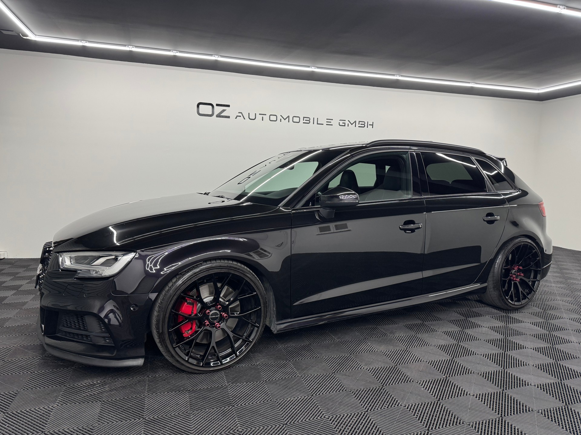 AUDI S3 Sportback 2.0 TFSI quattro S-tronic-image-3