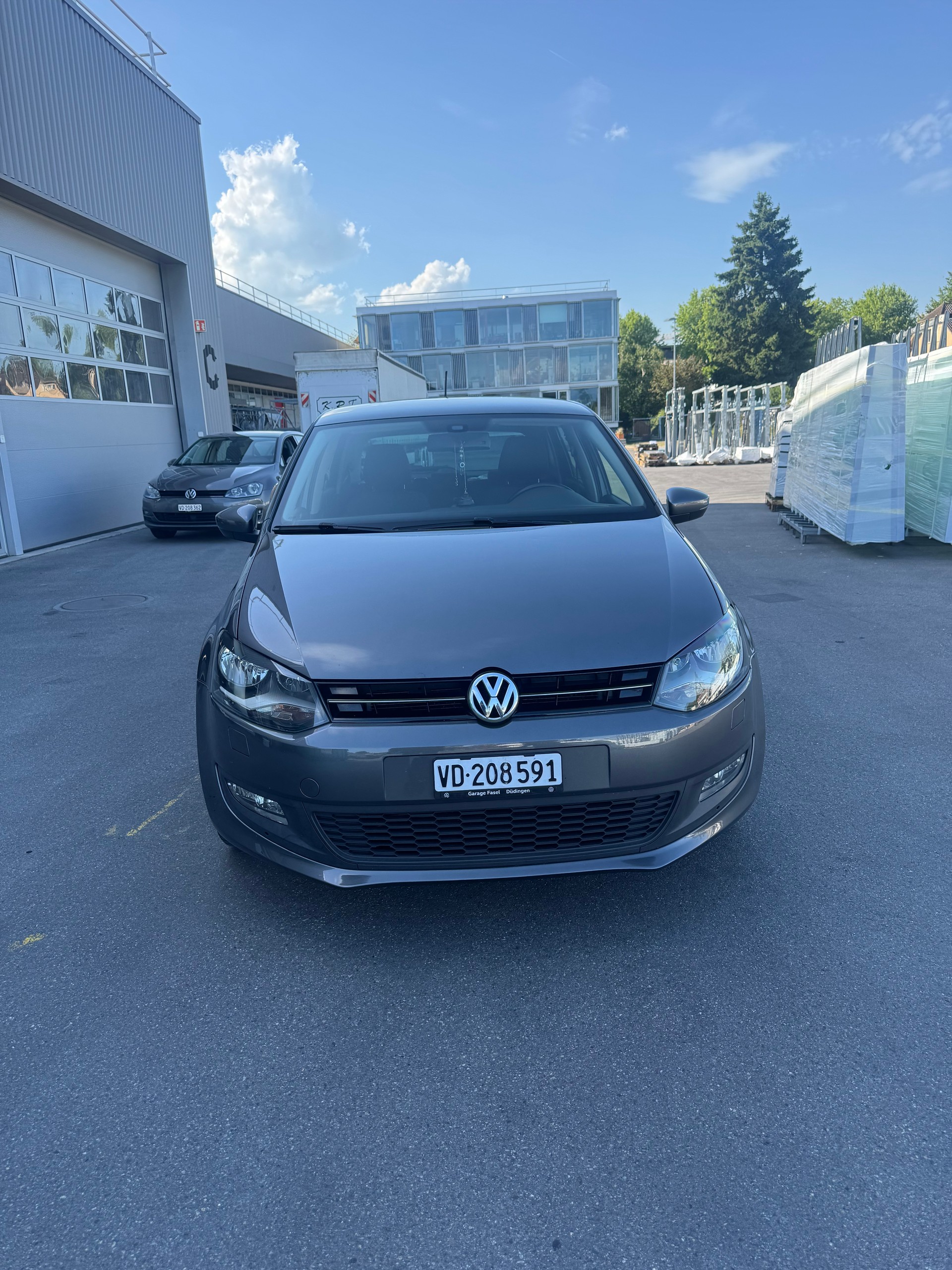 VW Polo 1.2 TSI Trendline-image-2