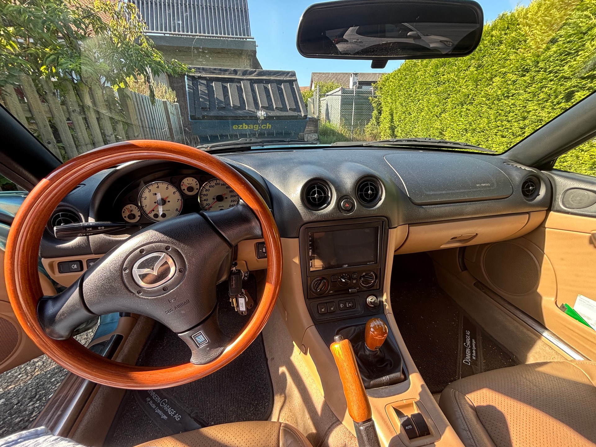 MAZDA 1.6 Exclusive Youngster-image-1