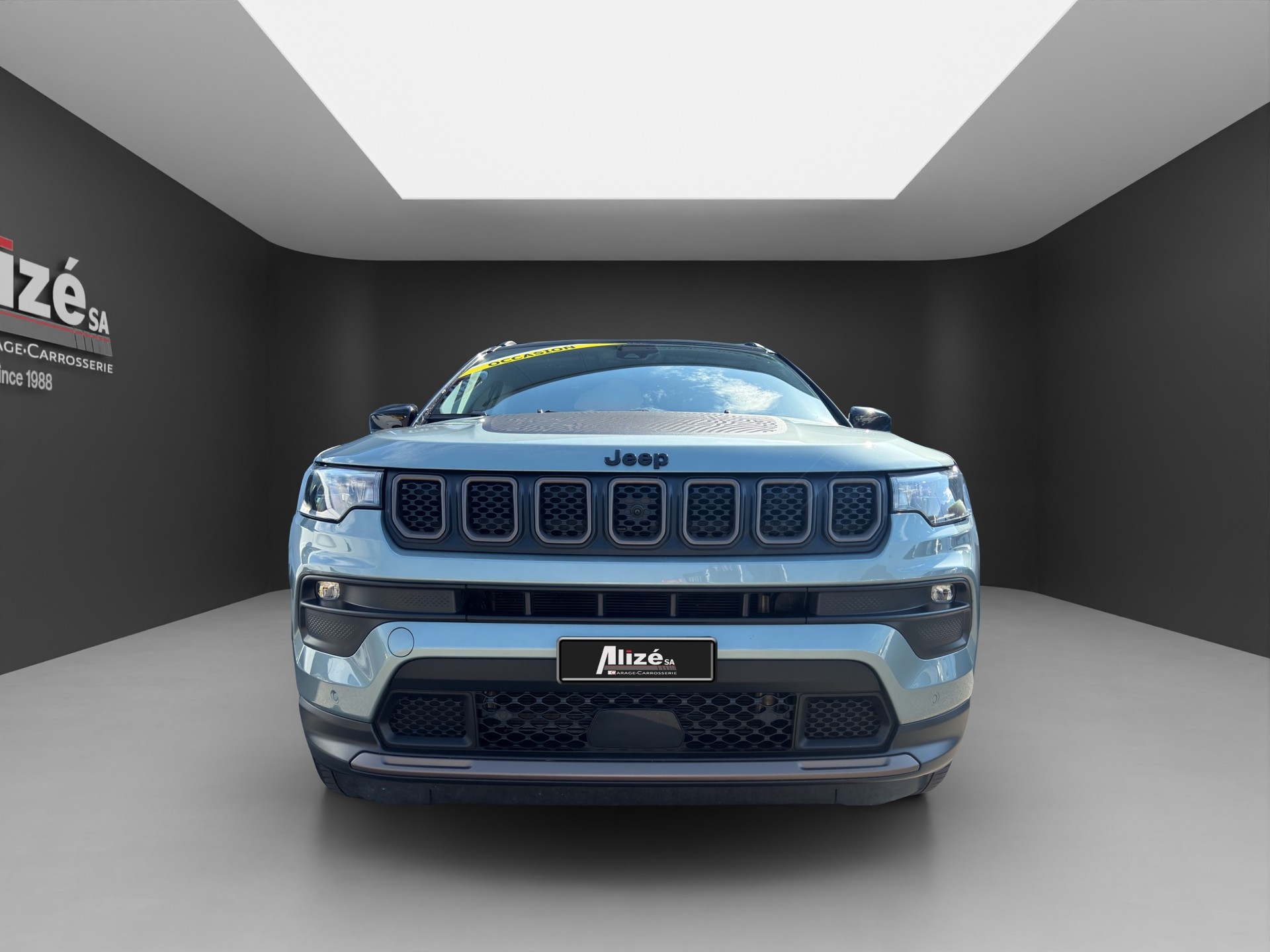 JEEP Compass 1.3 T PHEV Upland Plus Sky AWD-image-1