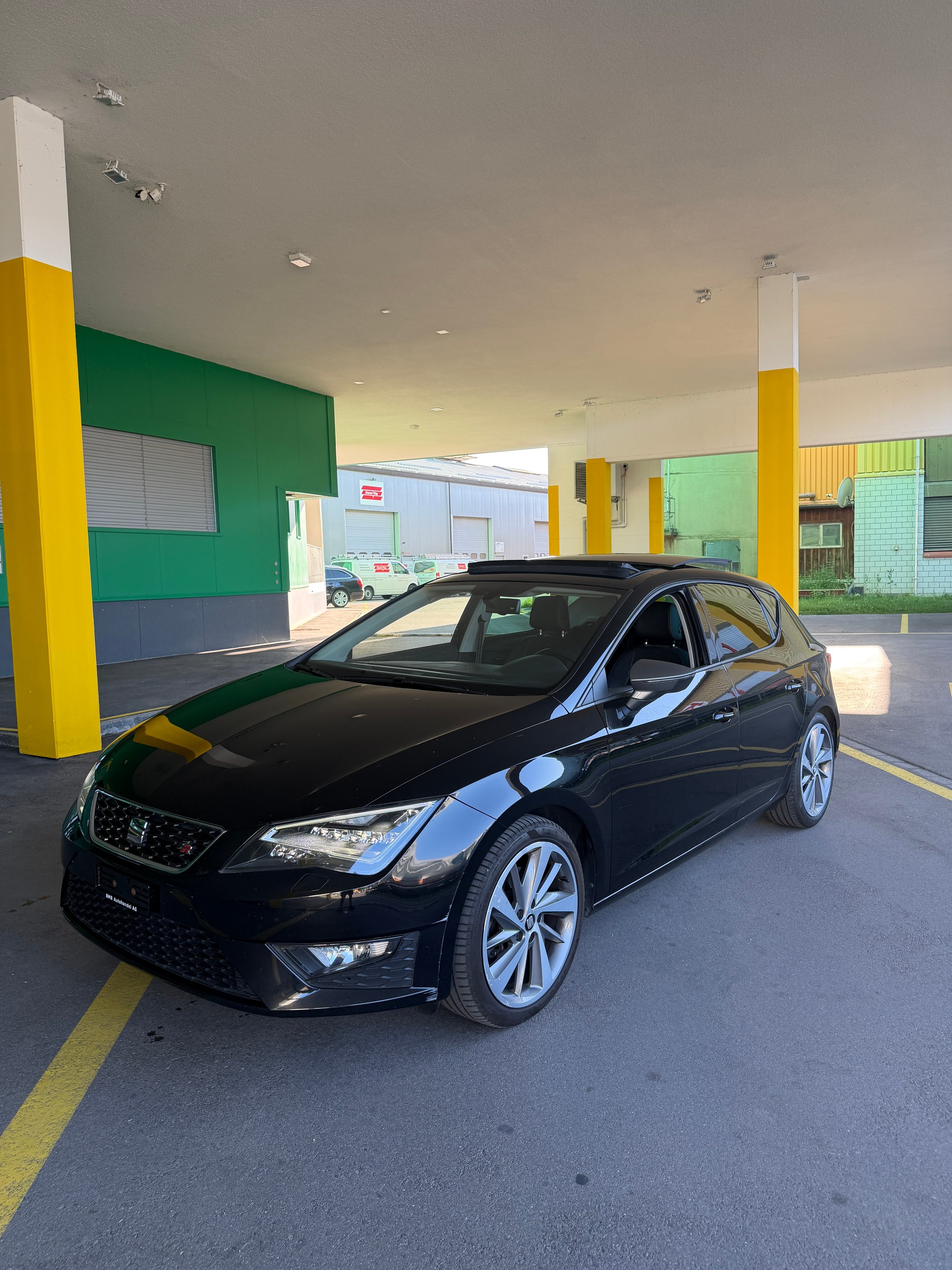 SEAT Leon 1.8 TSI FR DSG-image-2
