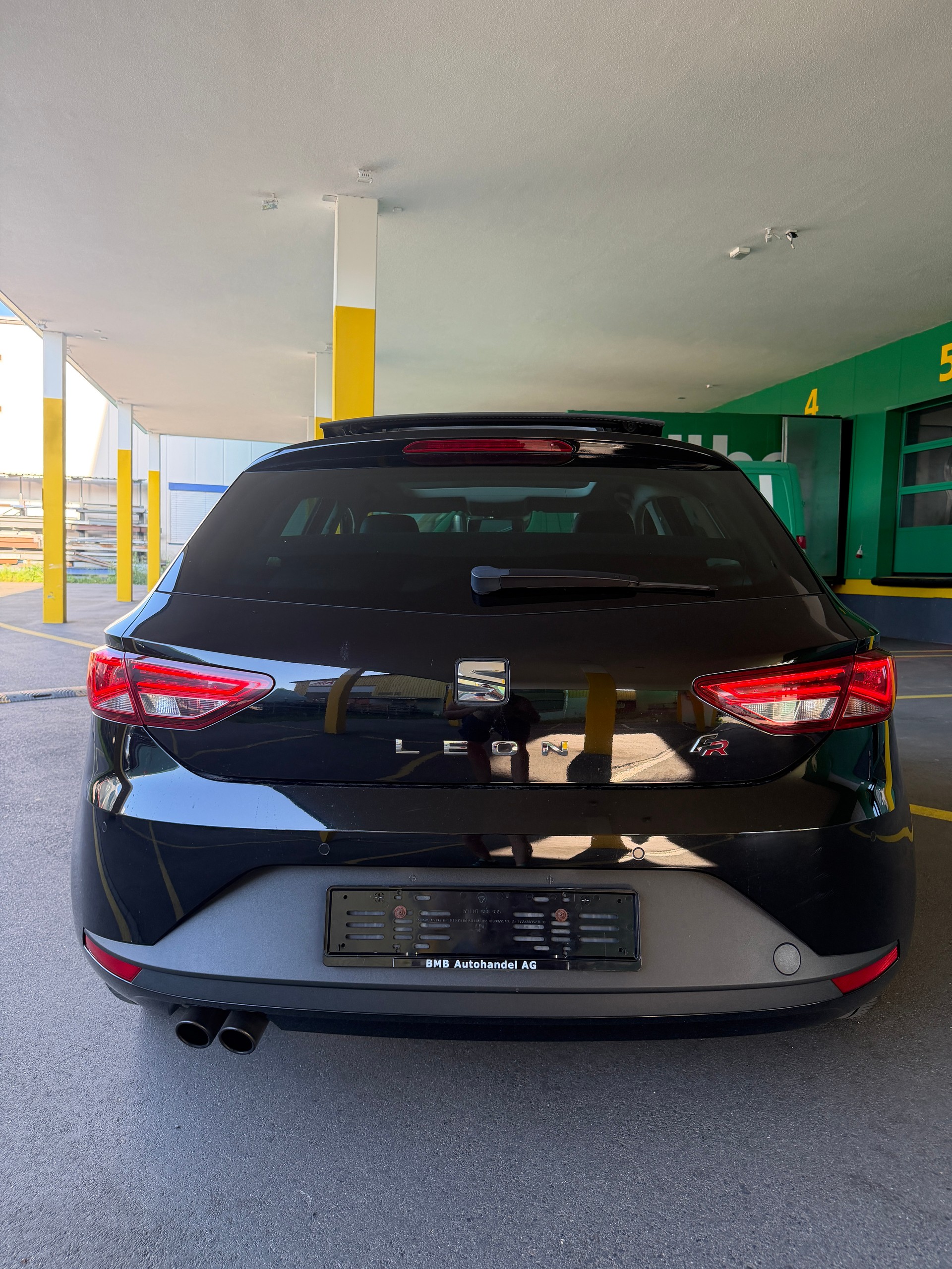 SEAT Leon 1.8 TSI FR DSG-image-5