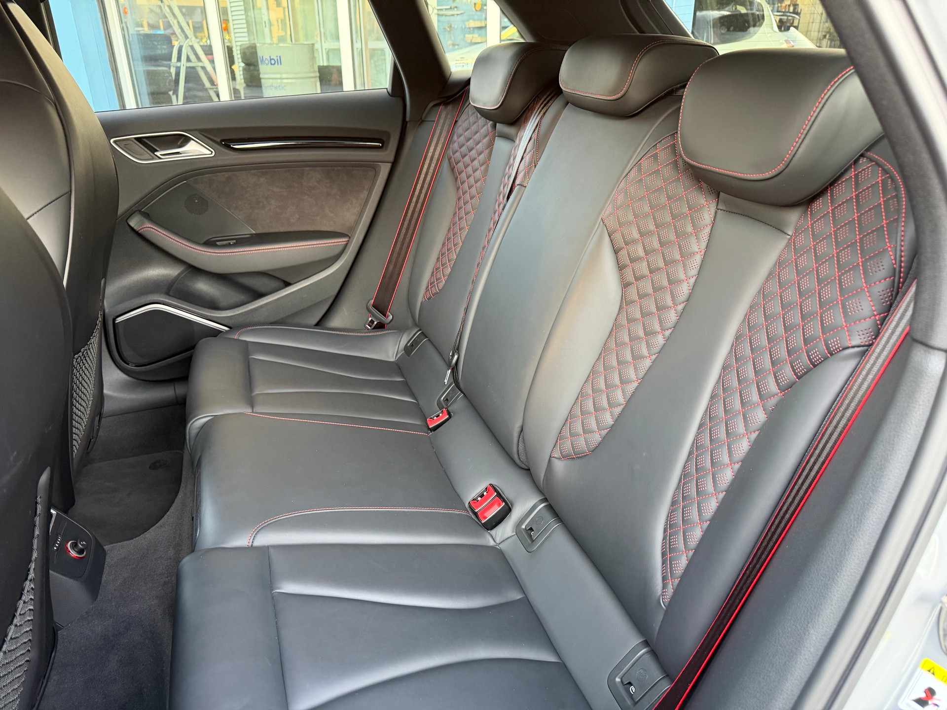 AUDI RS3 2.5 TSI quattro S-tronic-image-9