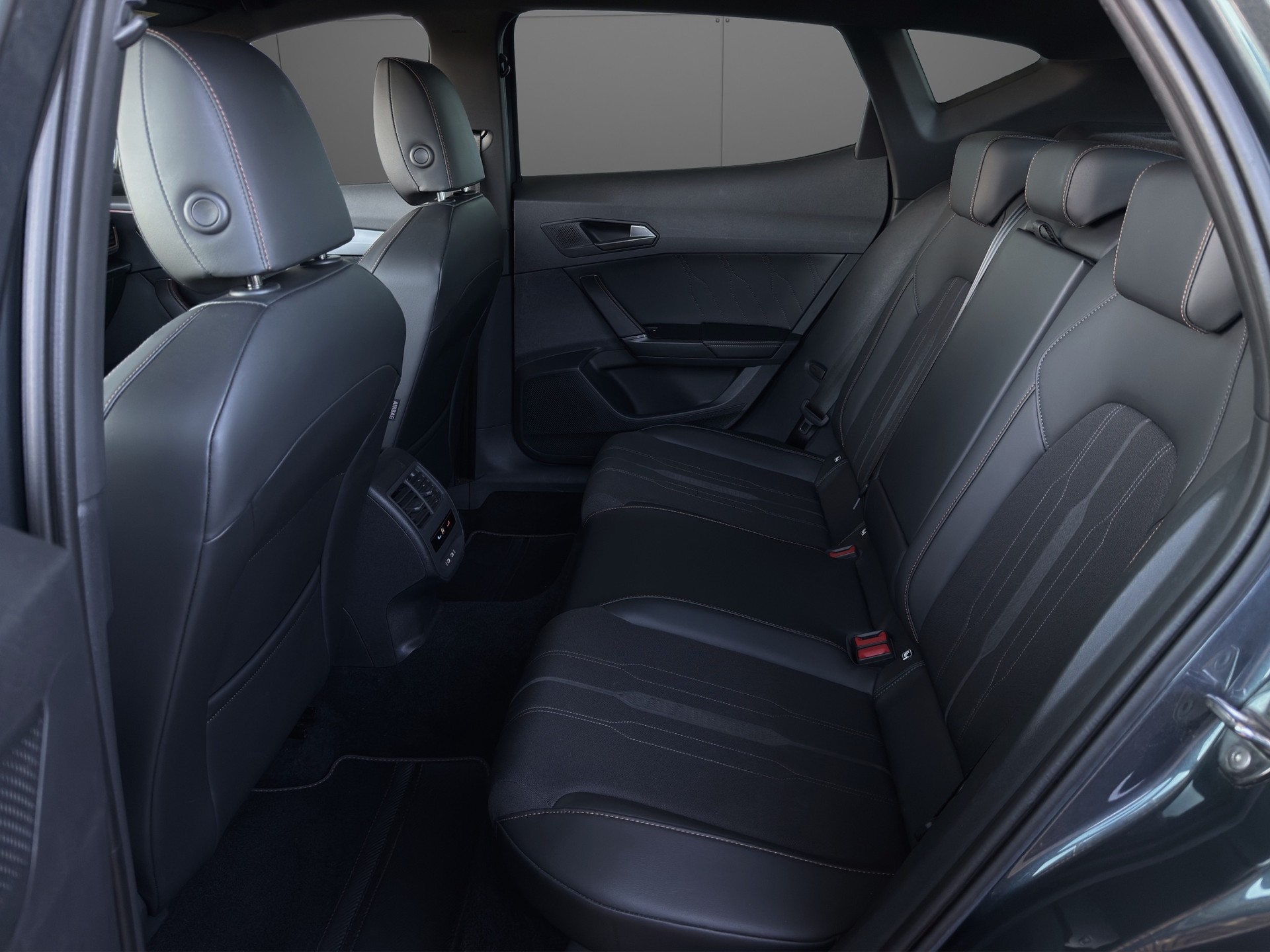 CUPRA Formentor 2.0TSI 4Drive Inicio DSG-image-7