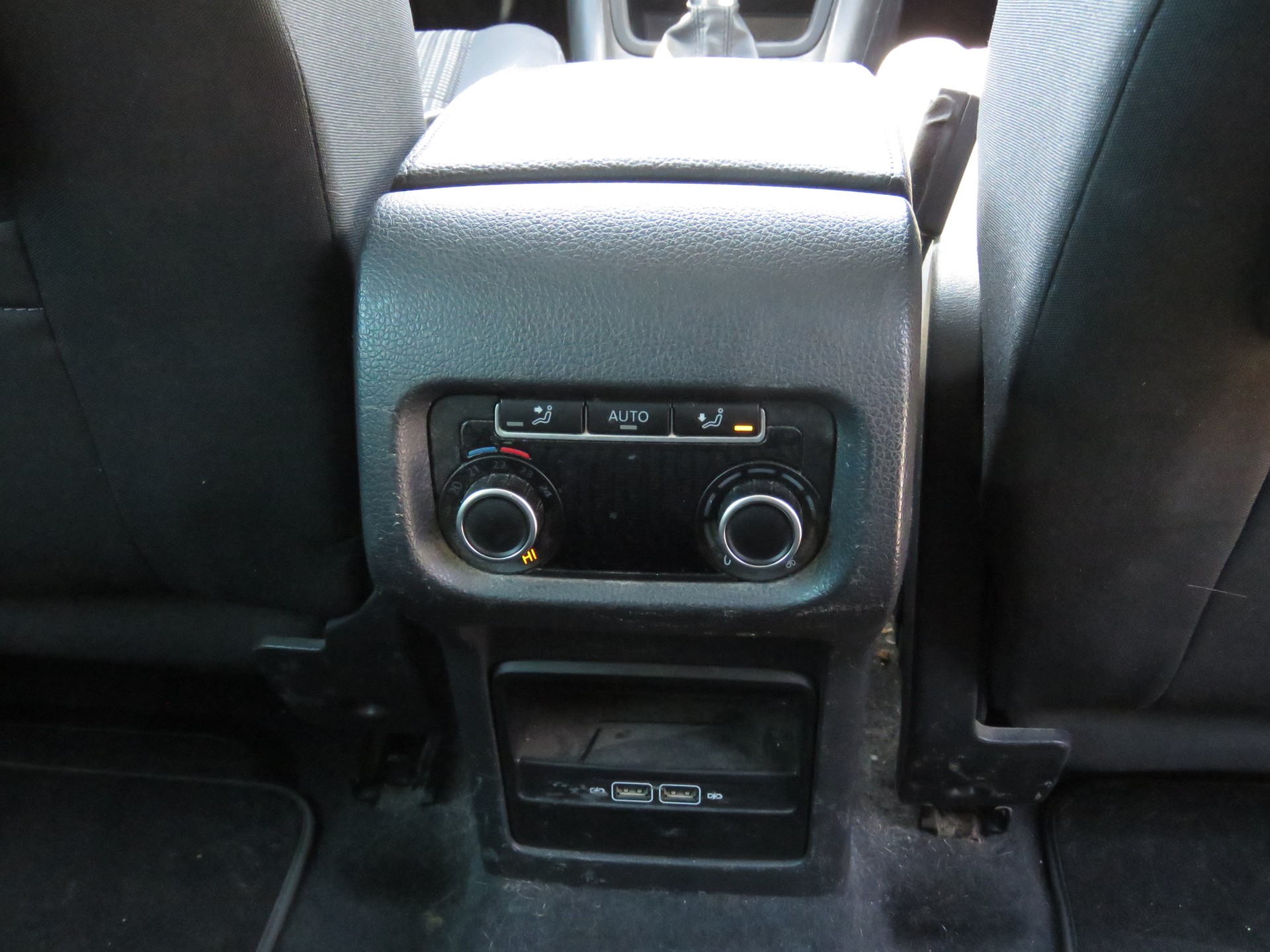 SEAT Alhambra 2.0 TDI 4-Drive Style 7-Plätzer Automat, Fixpreis !!!-image-12