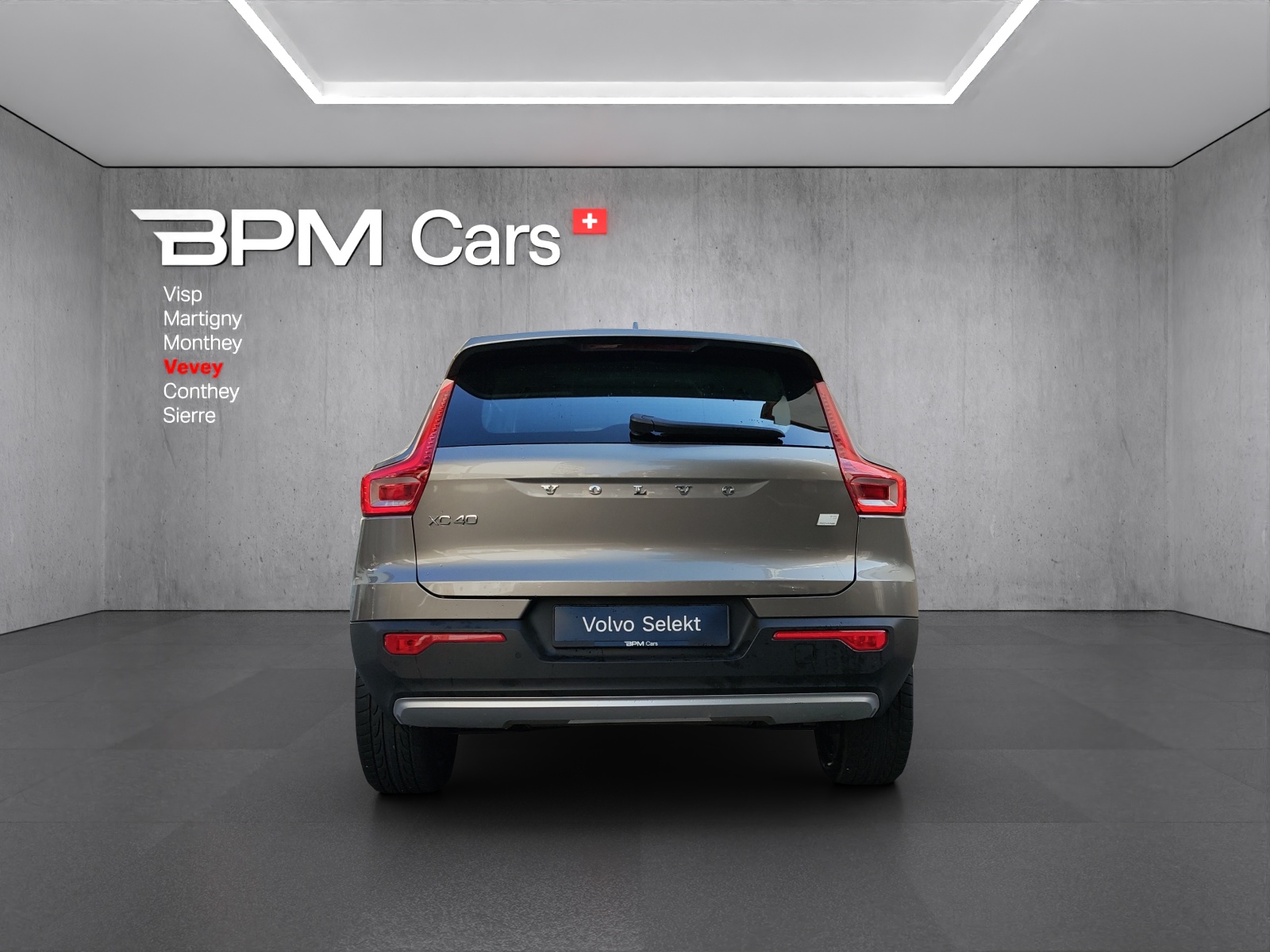 VOLVO XC40 T5 TwE Inscription DCT-showroom-element-3