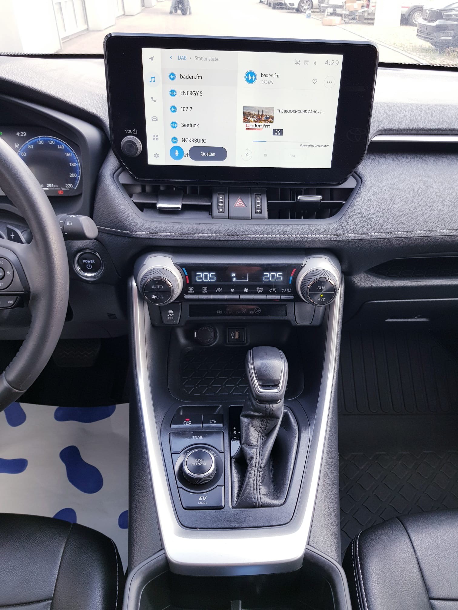 TOYOTA RAV-4 2.5 HSD Comfort e-CVT 4WD Leasing Finanzierung möglich-image-9