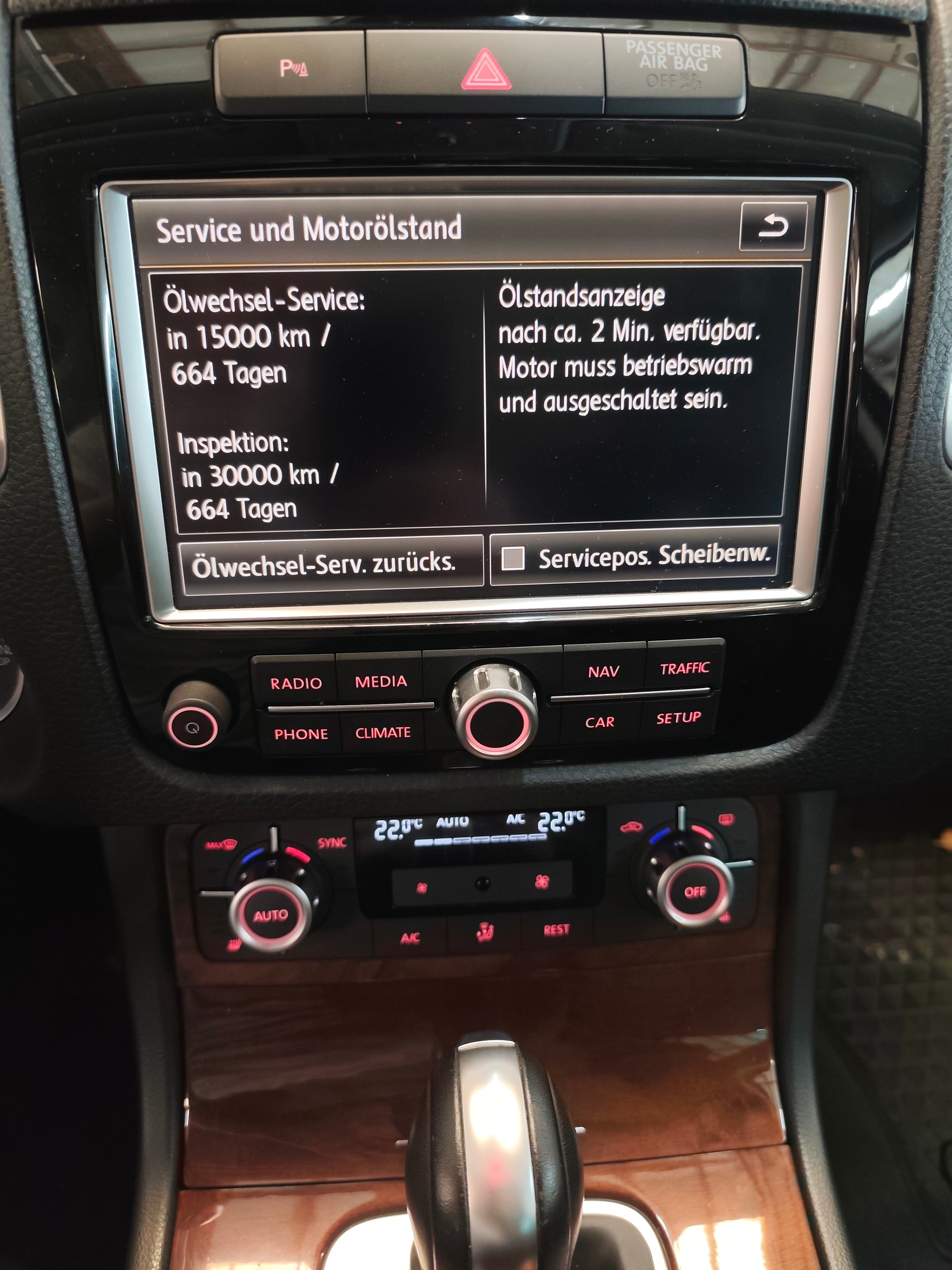 VW 3.0 V6 TDI 245 BMT Black Pearl-image-11