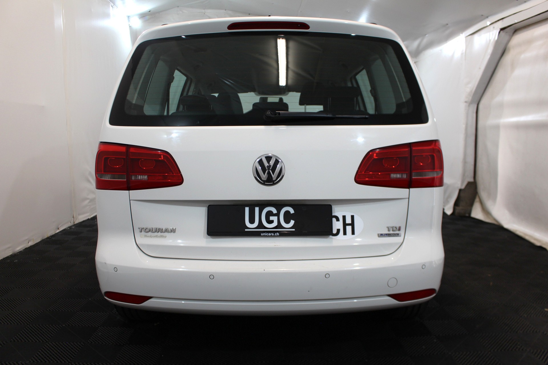 VW Touran 1.6 TDI BlueMT Trendline DSG-image-22