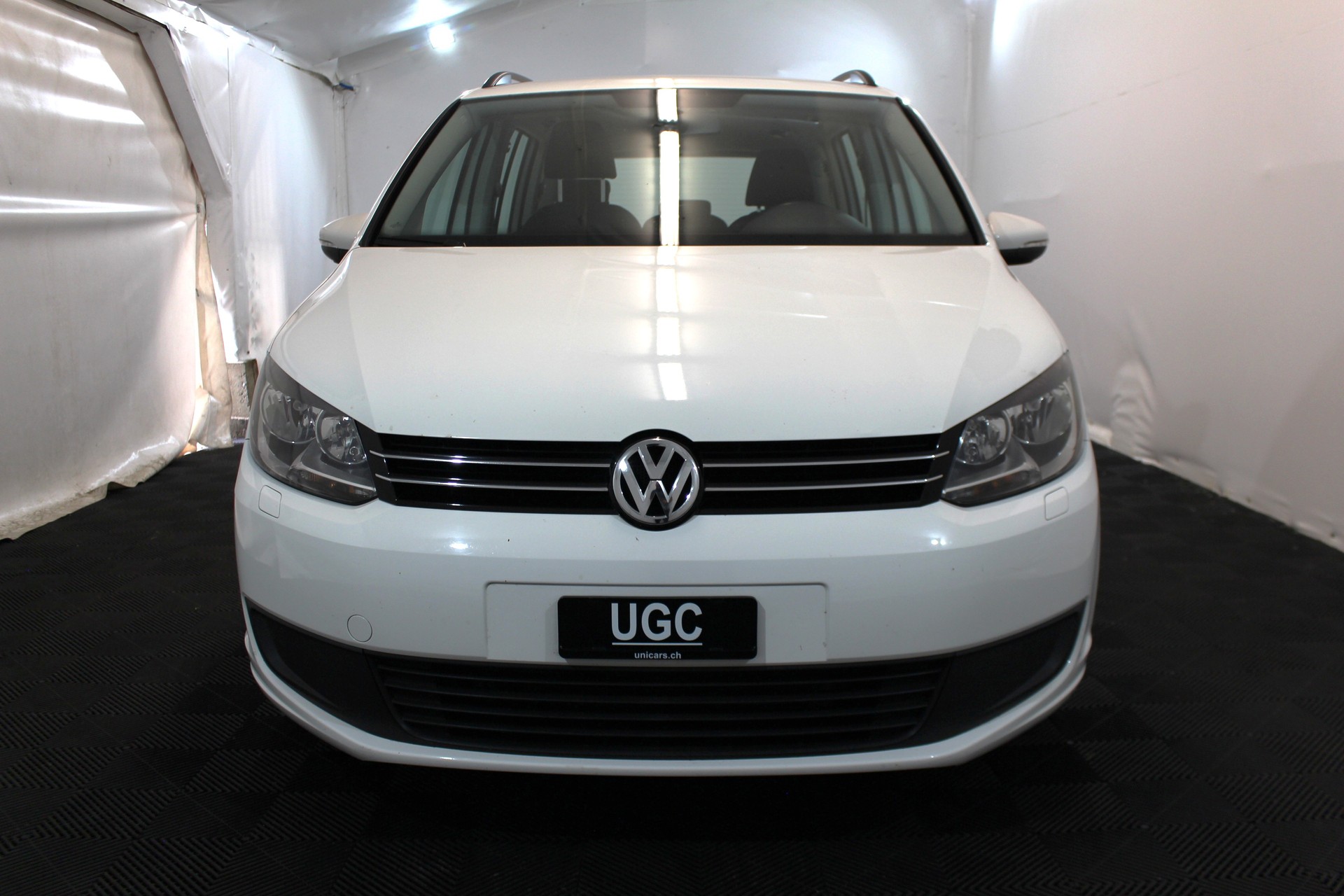 VW Touran 1.6 TDI BlueMT Trendline DSG-showroom-element-1