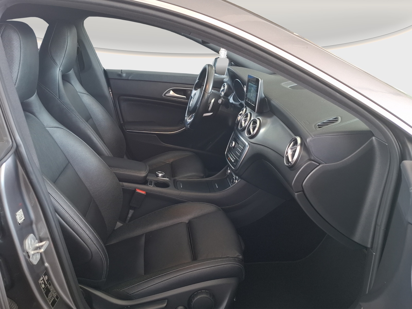 MERCEDES-BENZ CLA 220 CDI AMG Line 7G-DCT // CH Fahrzeug // Aversus Felgen 8.5 x 20 Sommerreifen NEU-image-9
