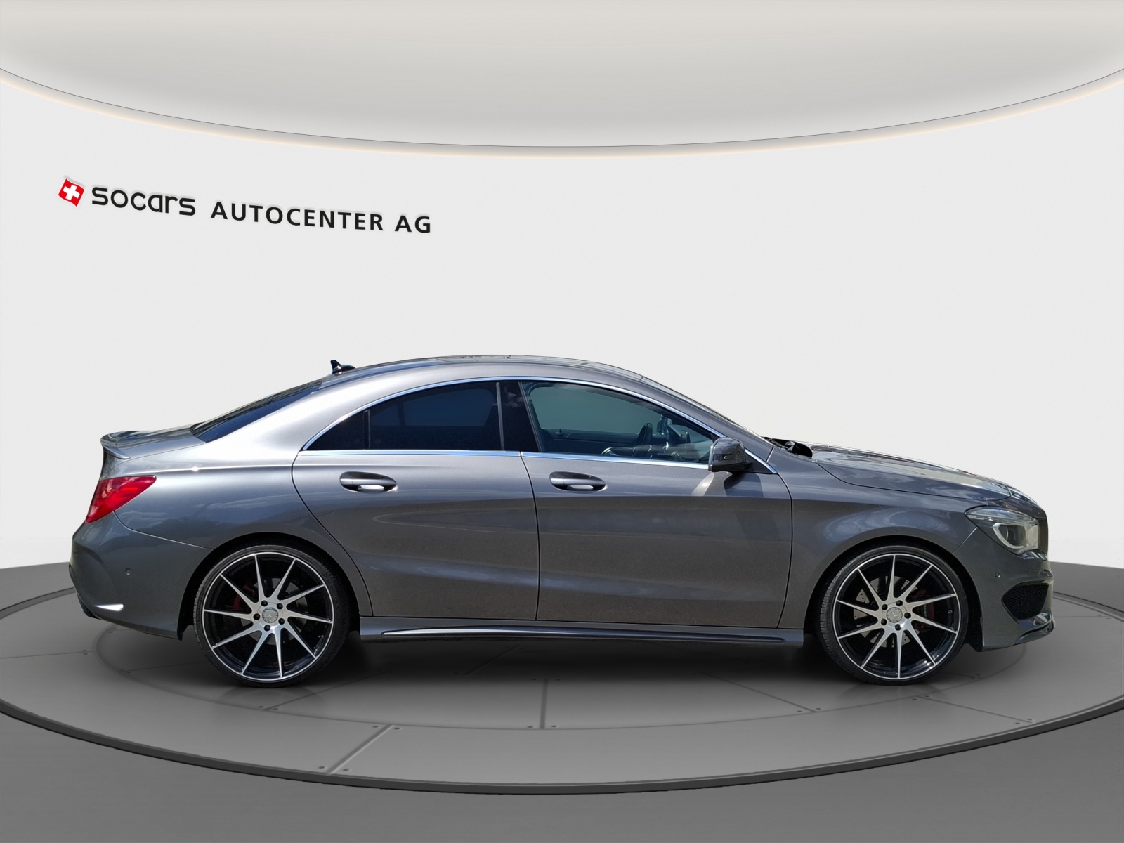 MERCEDES-BENZ CLA 220 CDI AMG Line 7G-DCT // CH Fahrzeug // Aversus Felgen 8.5 x 20 Sommerreifen NEU-image-6