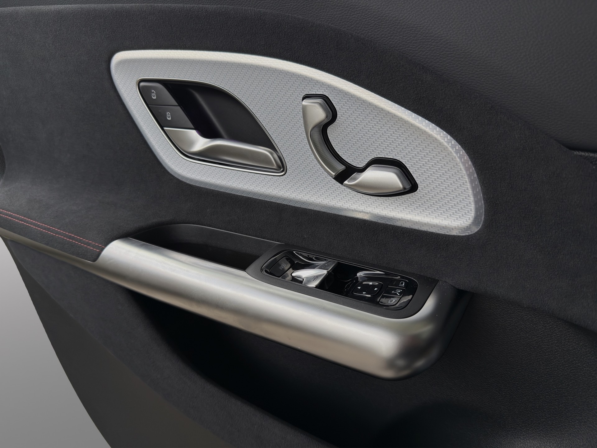 MERCEDES-BENZ CLA Shooting Brake 250+ 85 kWh EQ-image-14