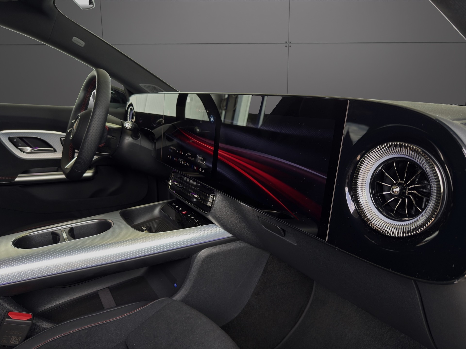 MERCEDES-BENZ CLA Shooting Brake 250+ 85 kWh EQ-image-12