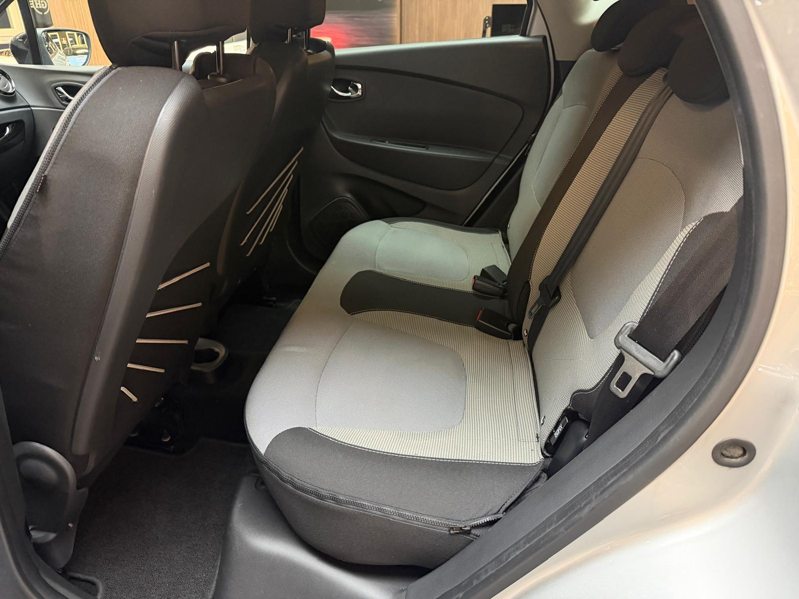 RENAULT Captur 1.2 TCe Dynamique EDC-image-16