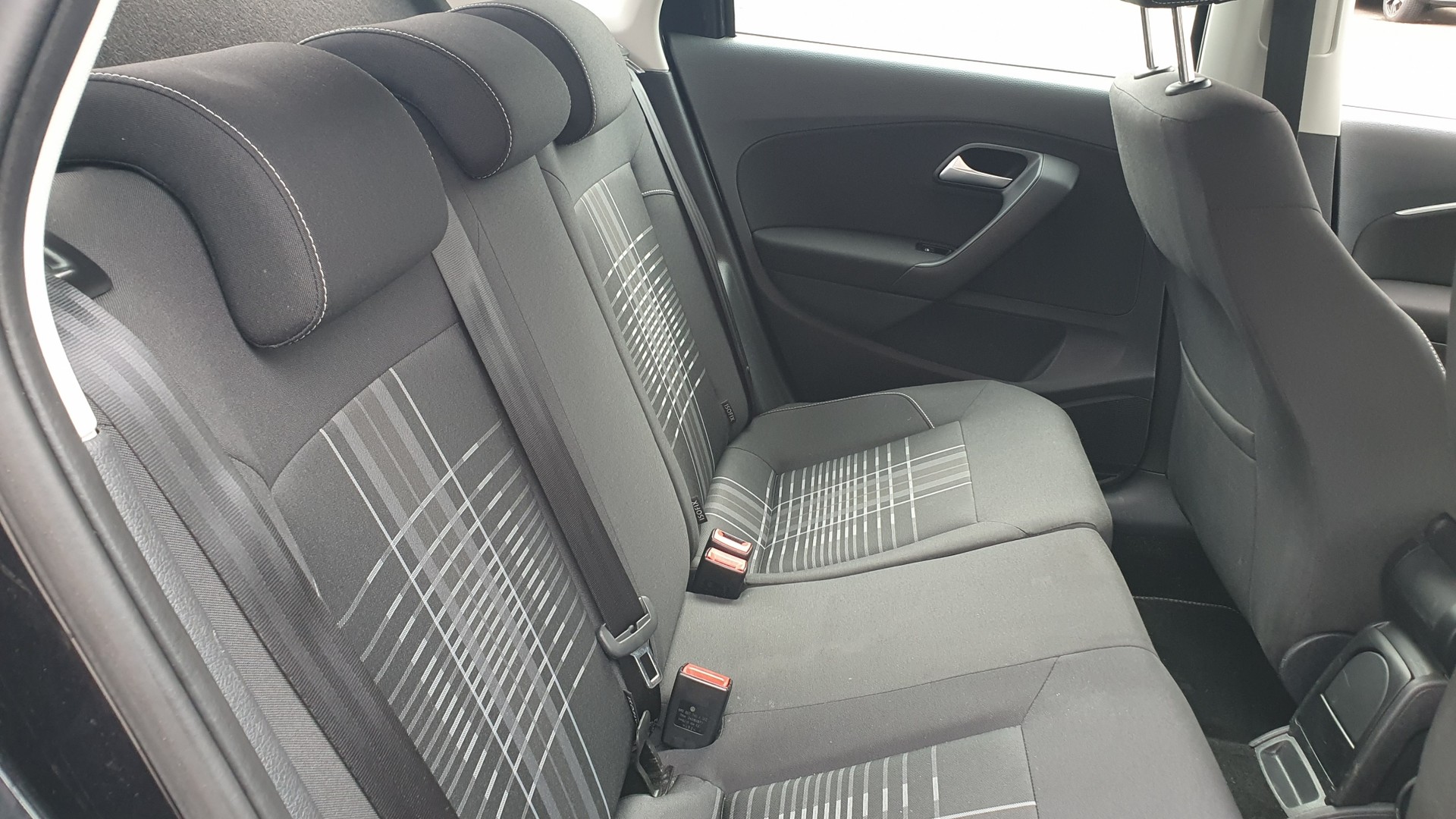 VW Polo 1.2 TSI BMT Lounge DSG-image-10