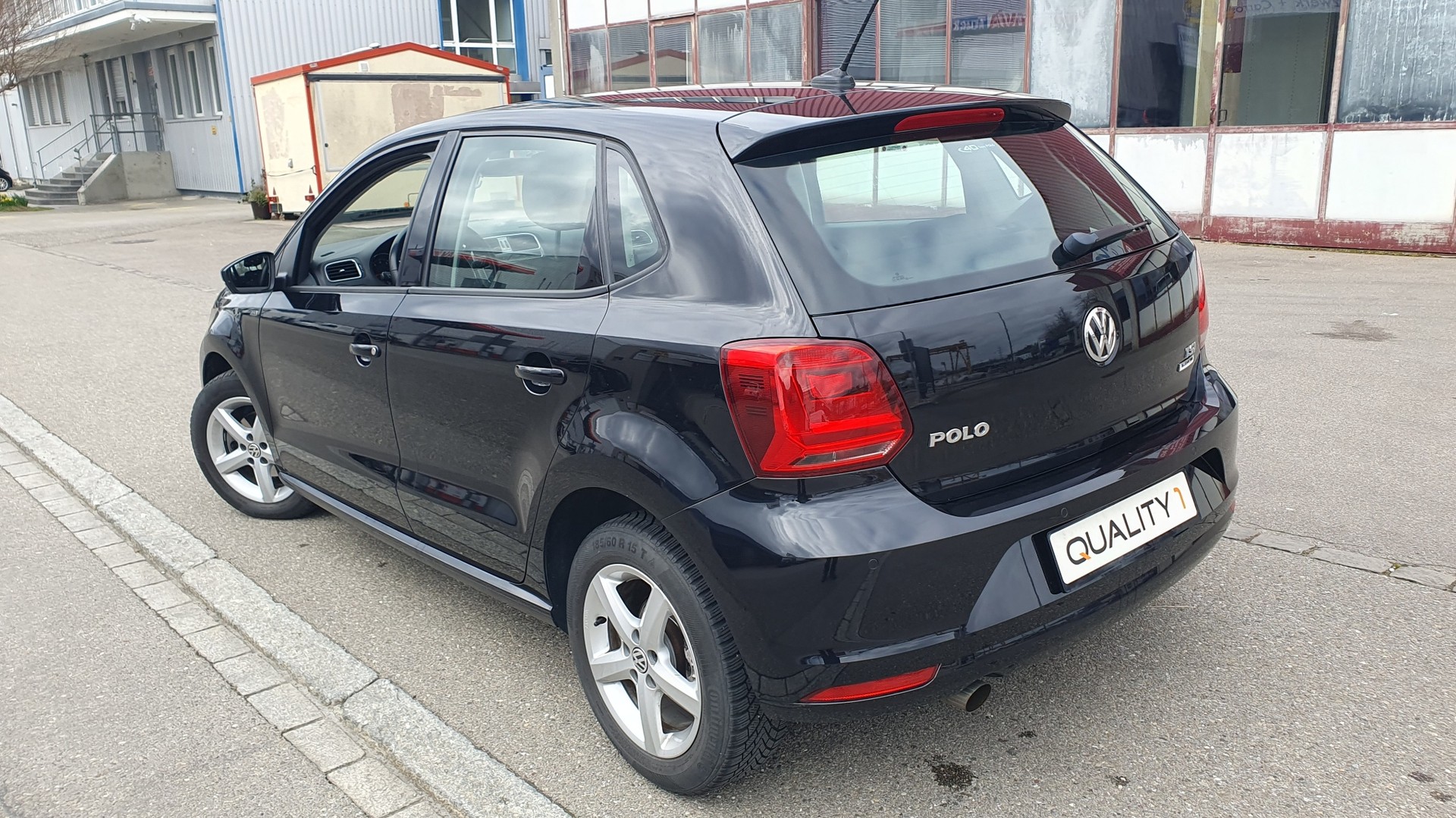 VW Polo 1.2 TSI BMT Lounge DSG-image-5