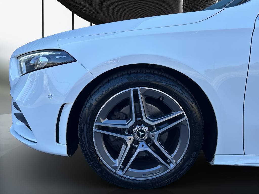 MERCEDES-BENZ A 180 AMG Line 7G-DCT-image-15