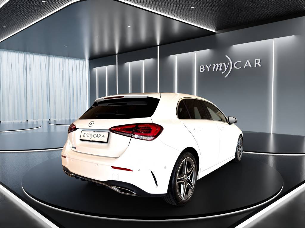MERCEDES-BENZ A 180 AMG Line 7G-DCT-image-2