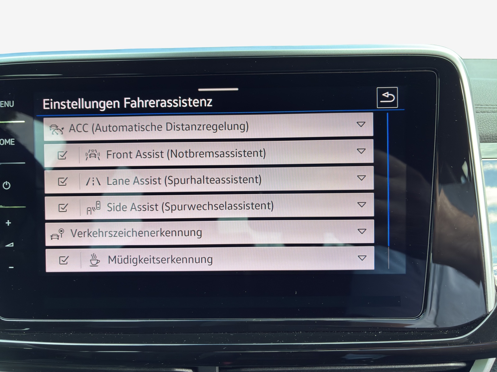 VW T-Roc 2.0 TSI R-Line DSG 4Motion-image-13