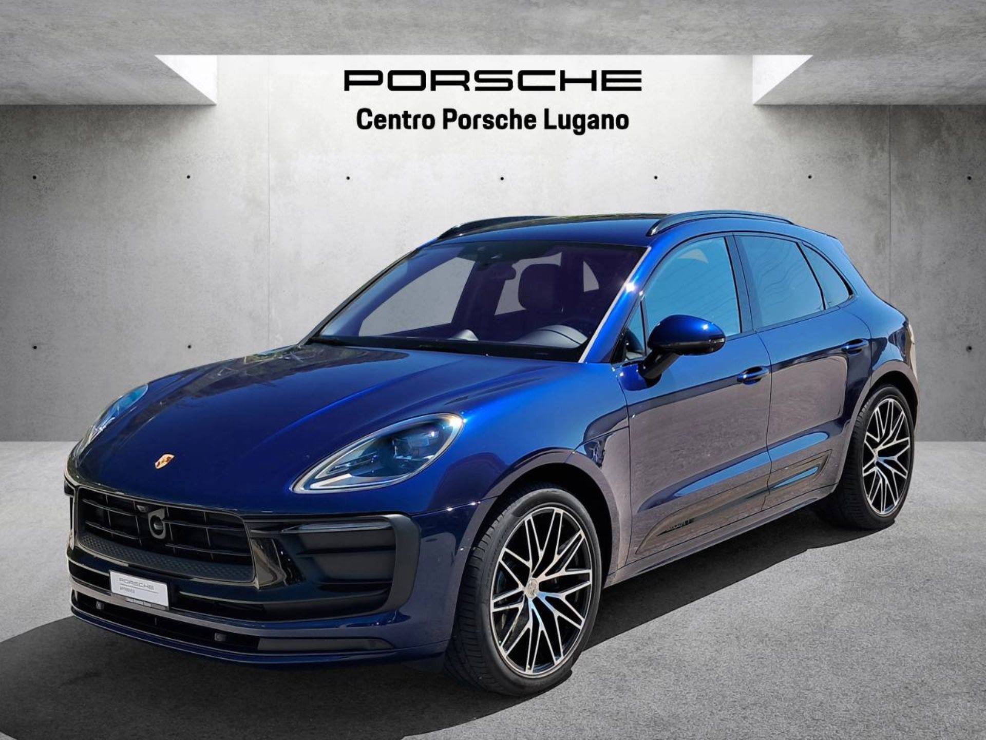 PORSCHE Macan T (MY23)-image-8