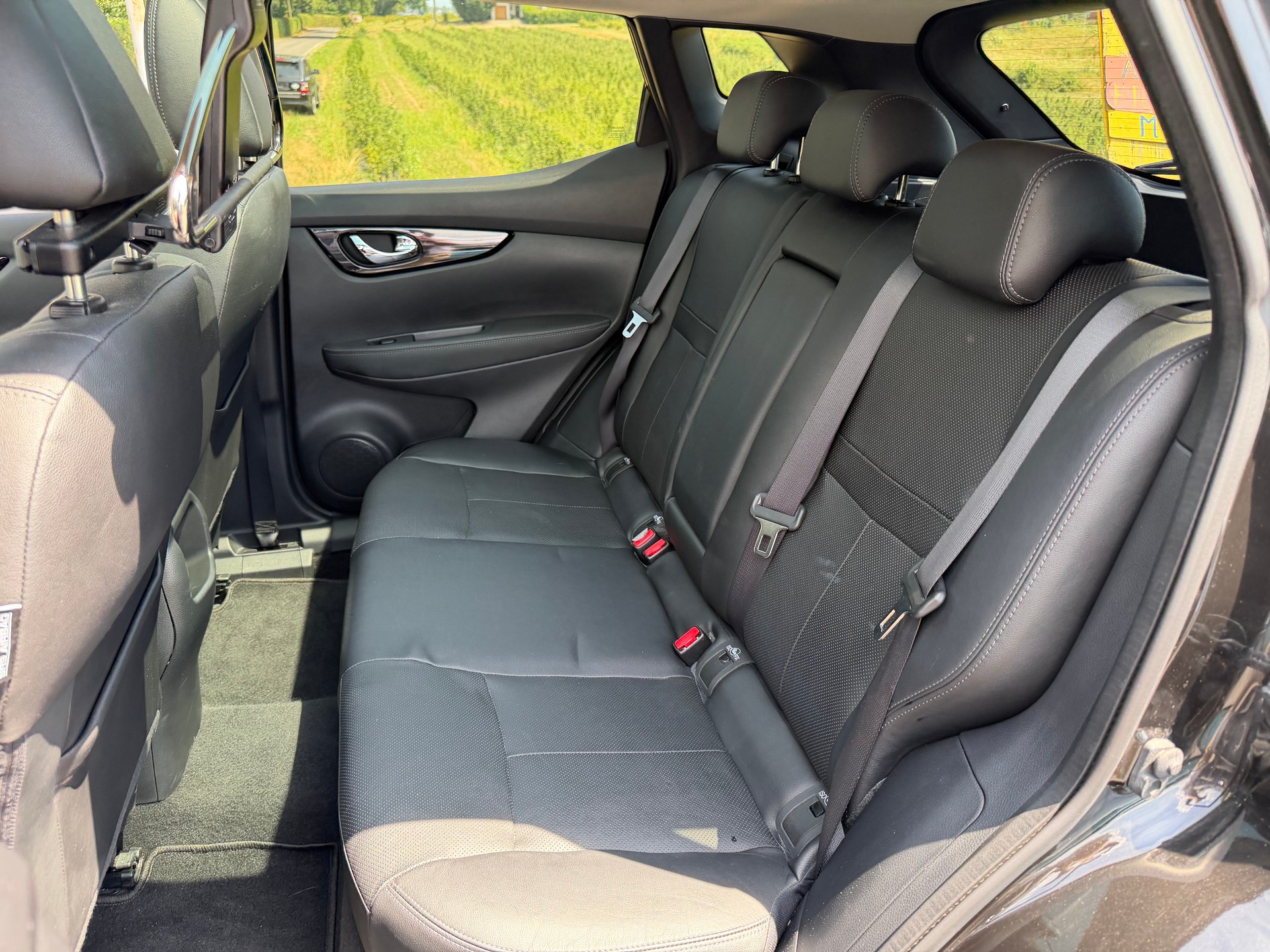NISSAN Qashqai 1.2 DIG-T tekna-image-9