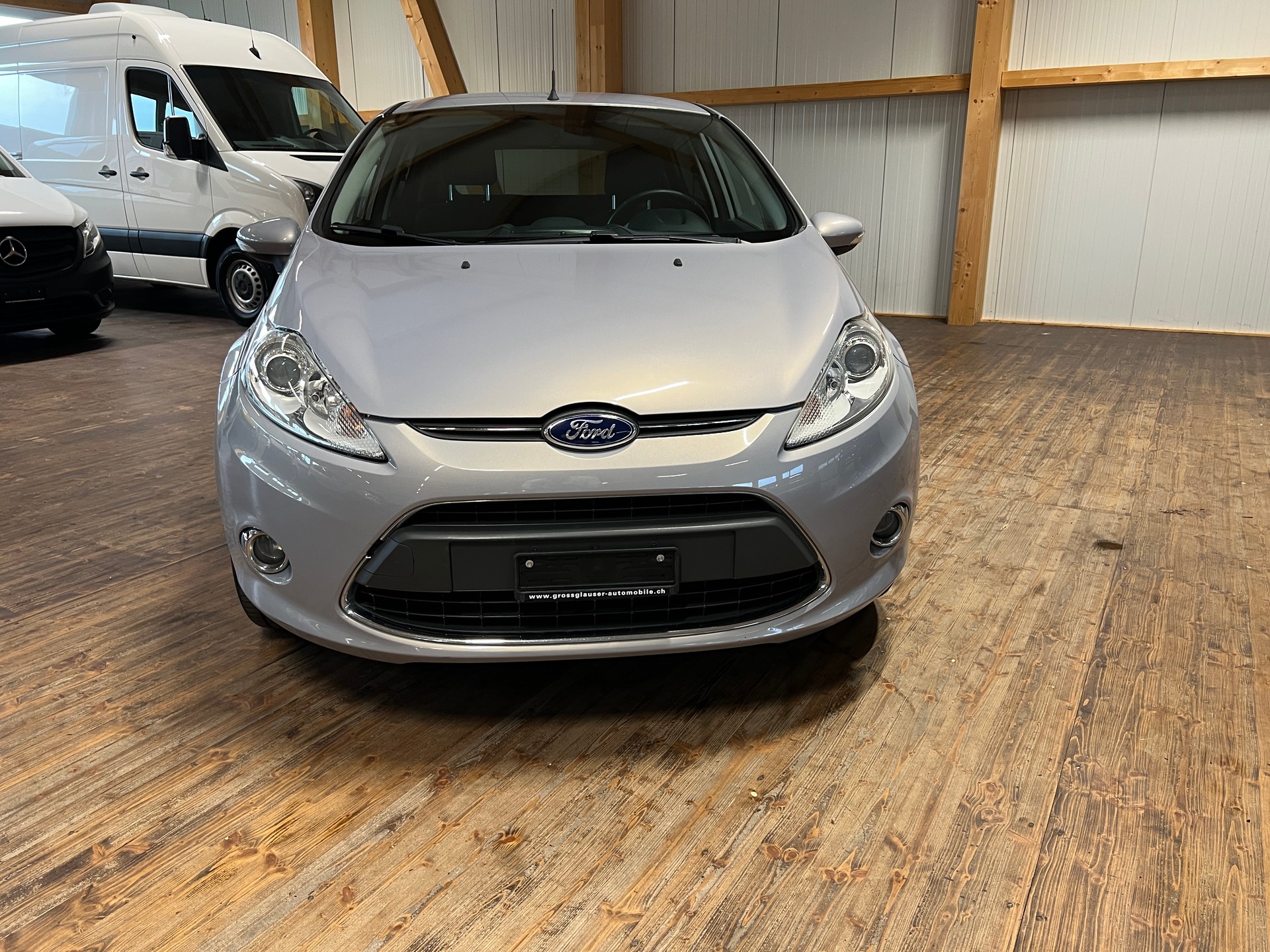 FORD Fiesta 1.4 16V Titanium-image-1