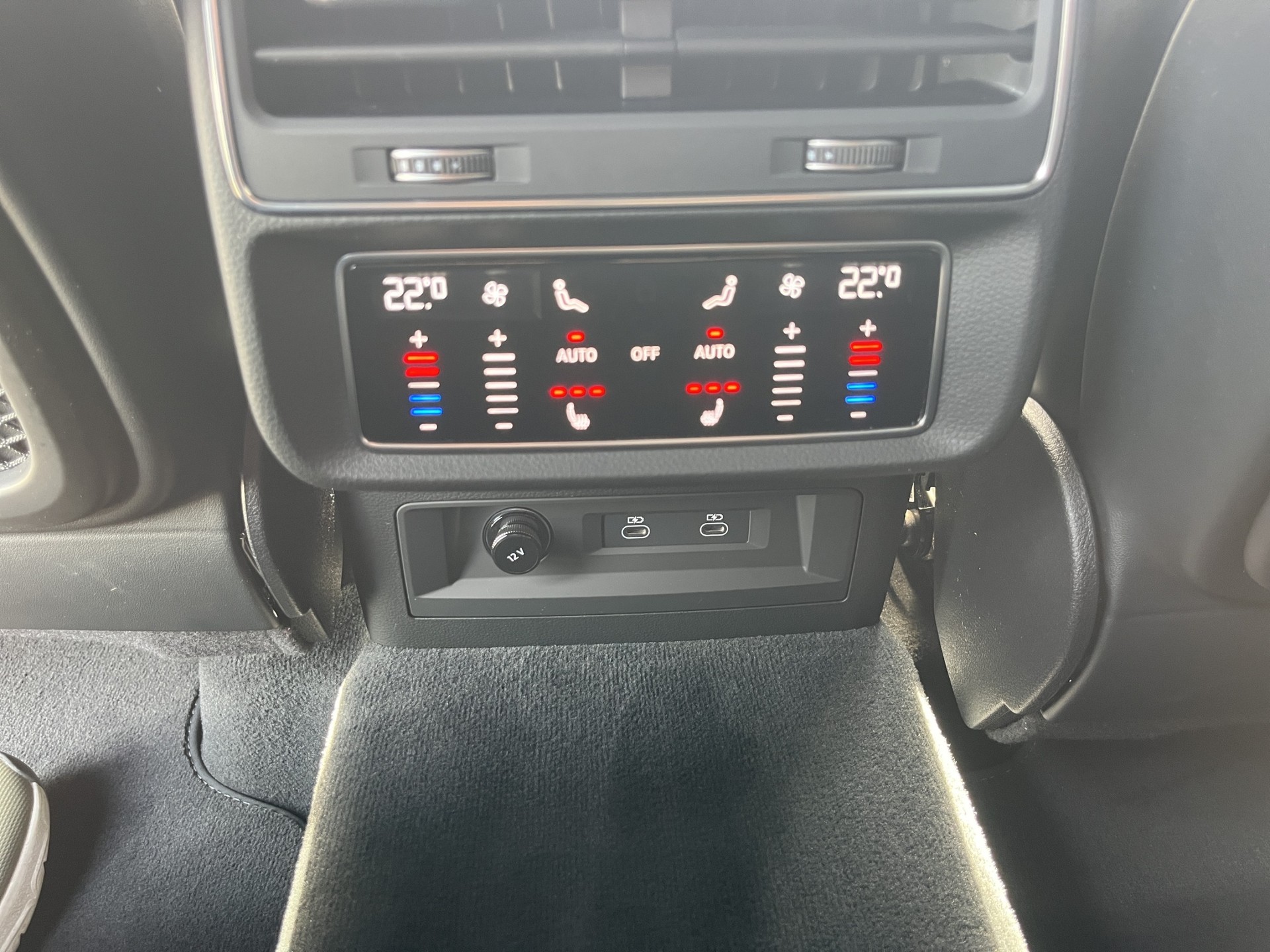 AUDI SQ7 TFSI quattro tiptronic*7-Plätzer, S-Sportsitze PLUS, Wankstabilisierung, AHK, Standheizung, (5-Jahre Garantie)-image-31