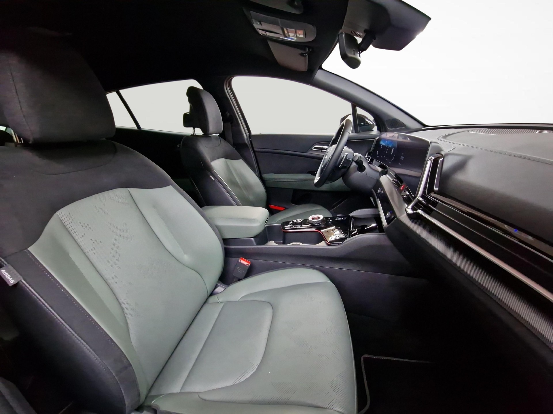 KIA Sportage 1.6 T-GDi PHEV Power Edition-image-9